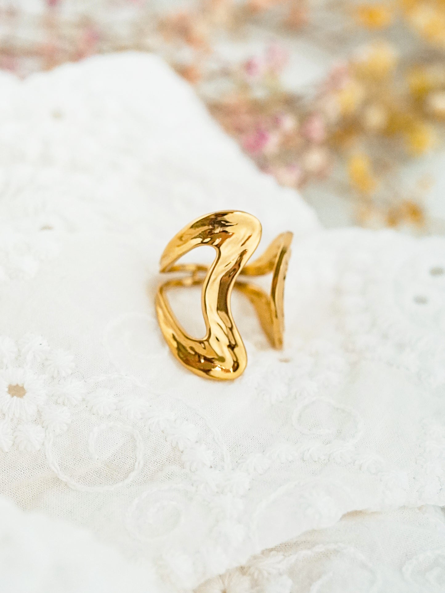Stainless steel ring for women