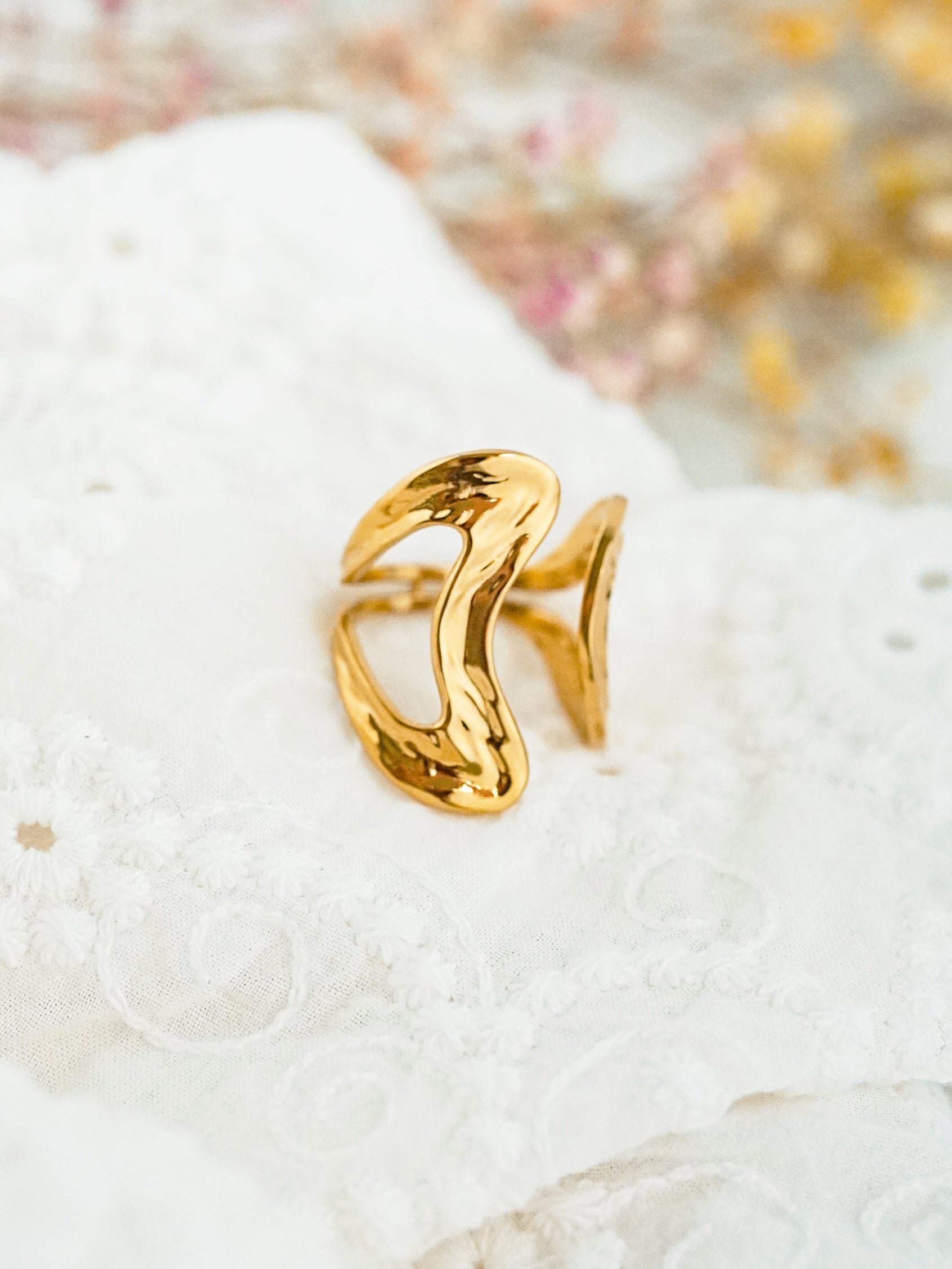 Stainless steel ring for women