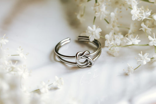 Knot Ring